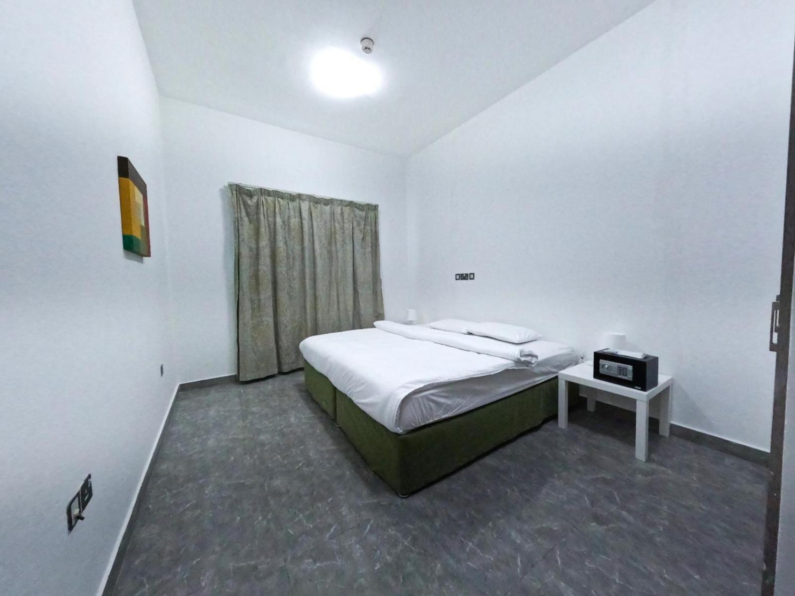 Warsan Star Residence - Home Stay Дубай Екстериор снимка